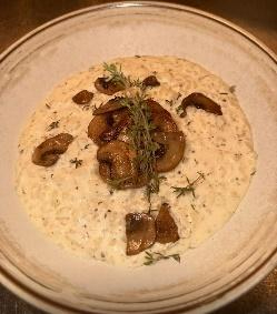 Risotto in Alfredo Sauce with Mushroom